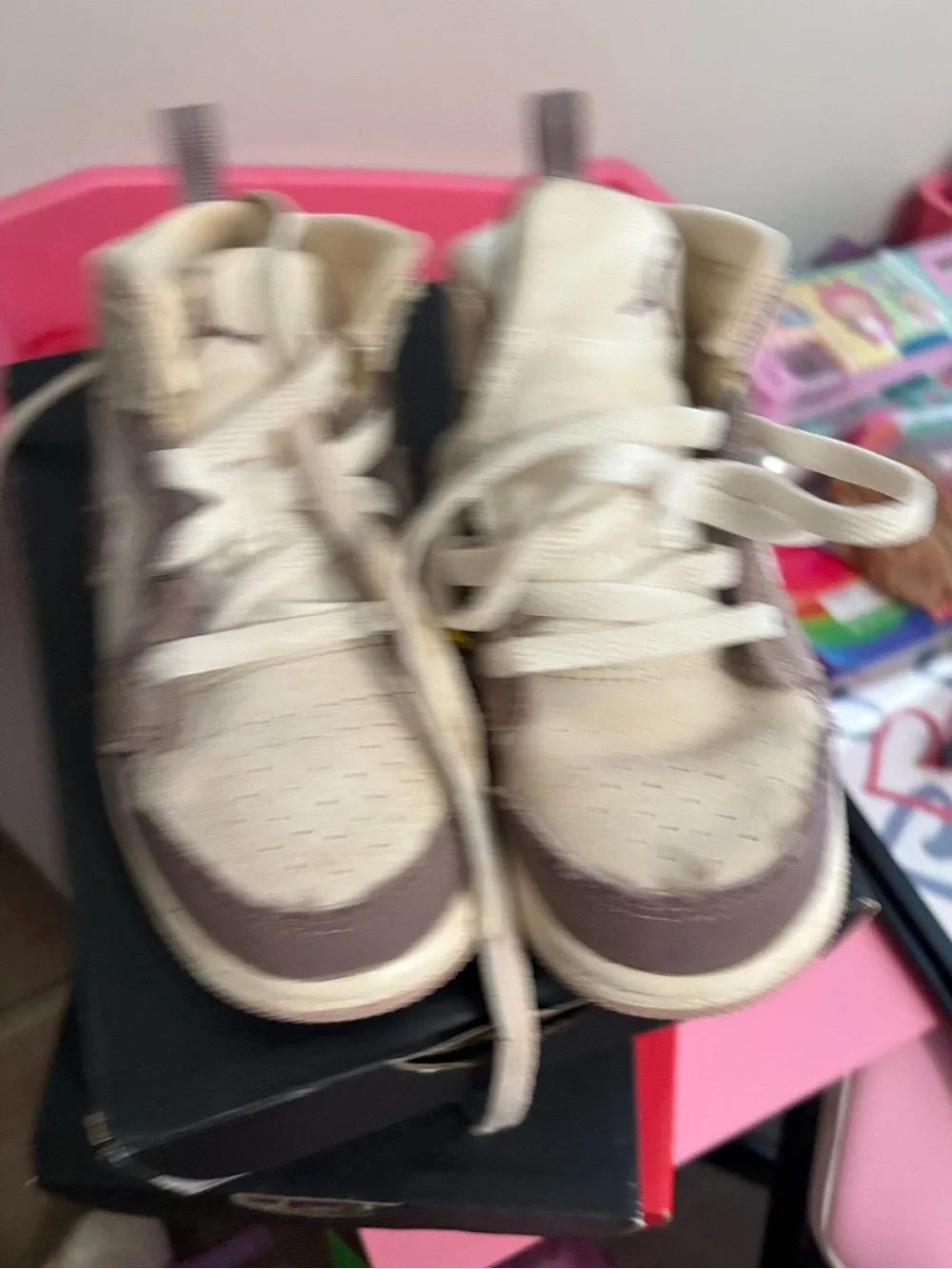 Nike stylish low